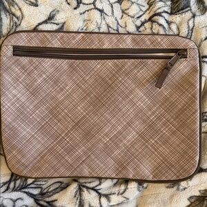 Thirty-One Brown Crosshatch Utility Zipper Pouch